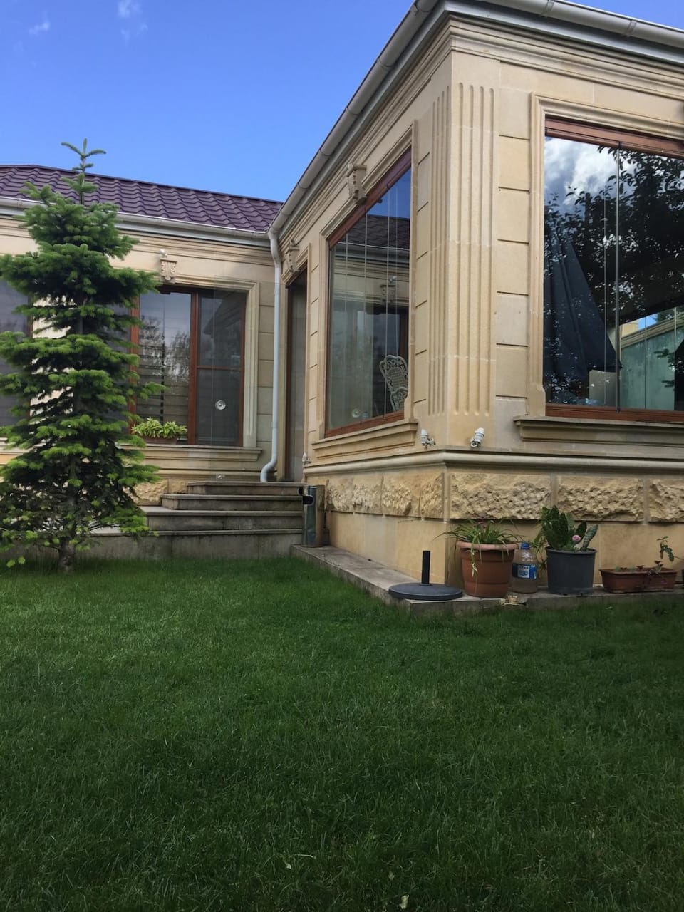 Cozy Home with a Garden and Mountain View House in Azerbaijan