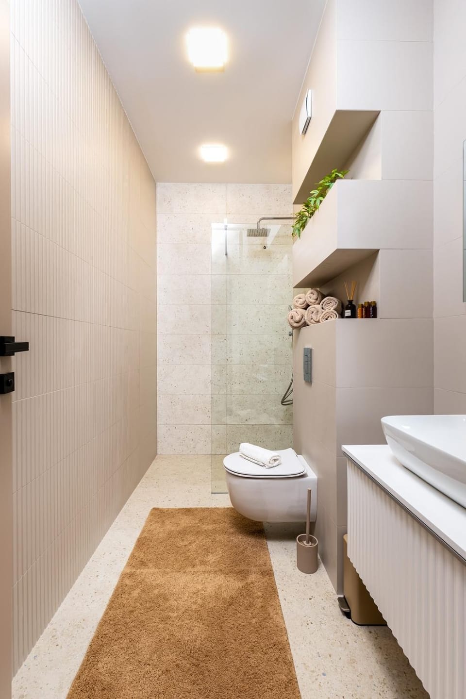 Shower, Toilet, Bathroom