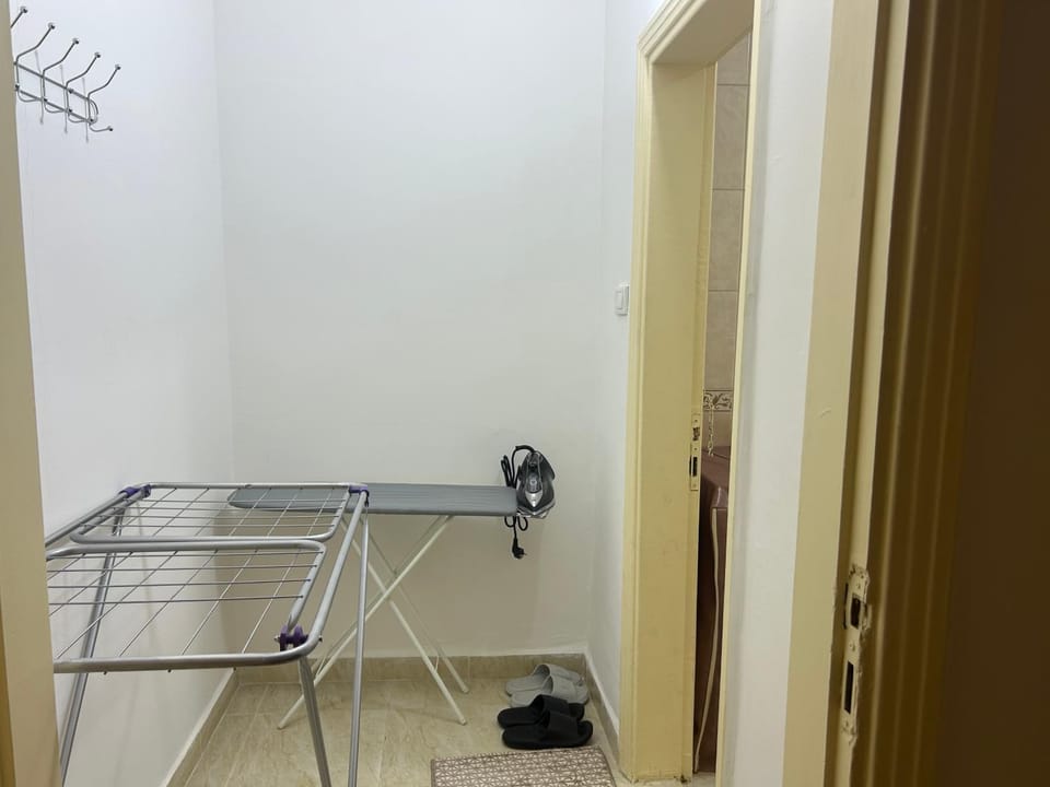 A double bed apartment in heart of Amman شارع سلطان الهند خلف ش عبدالله غوشه Apartment in Africa