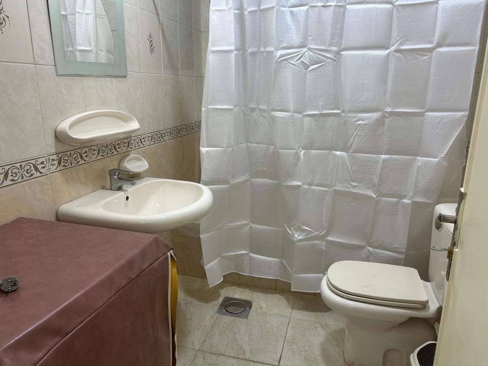 A double bed apartment in heart of Amman شارع سلطان الهند خلف ش عبدالله غوشه Apartment in Africa