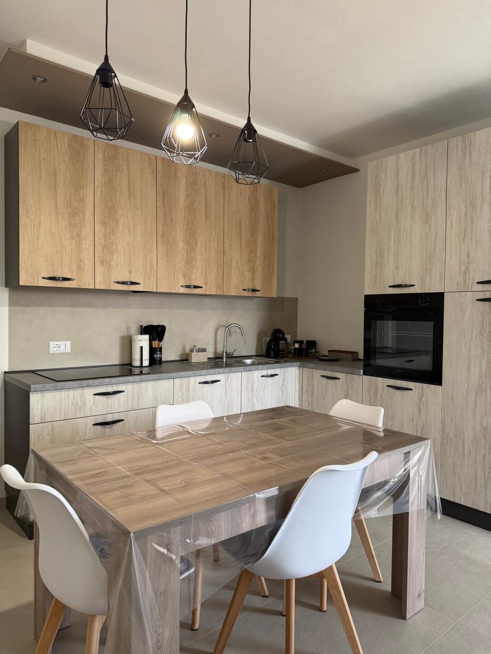 Kitchen or kitchenette, Dining area, dishwasher, oven, kitchen