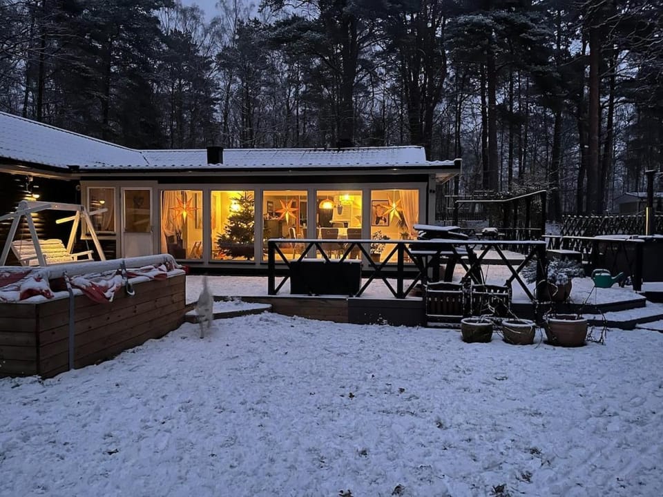 Beautiful and private with heated pool & hot tub House in Skåne County