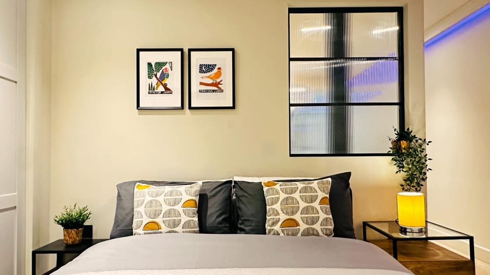 Stylish Loft With Patio Near Royal Mile Fits 4 Apartment in Edinburgh