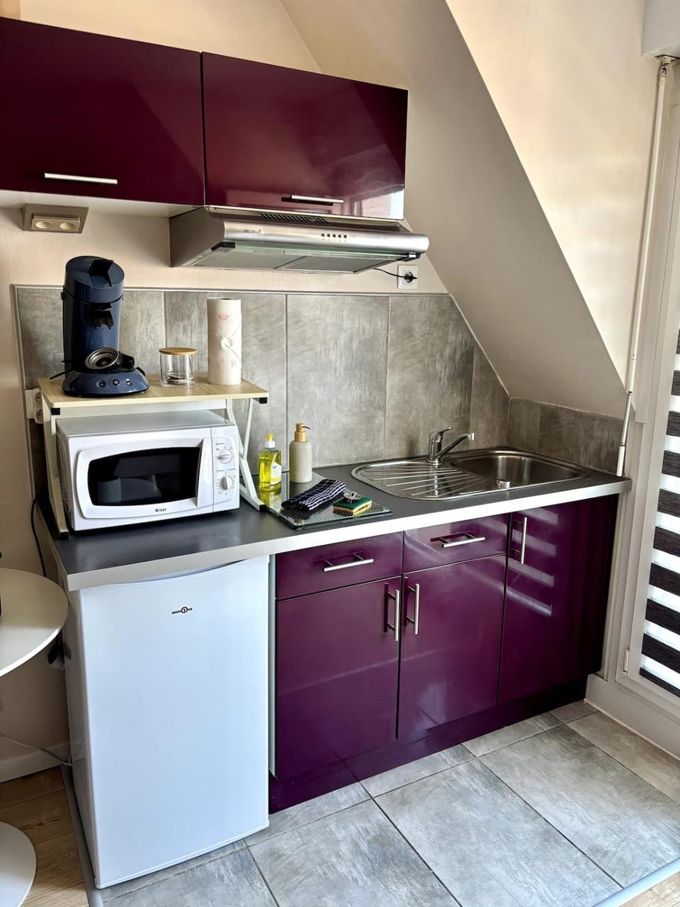 Kitchen or kitchenette, stove, toaster