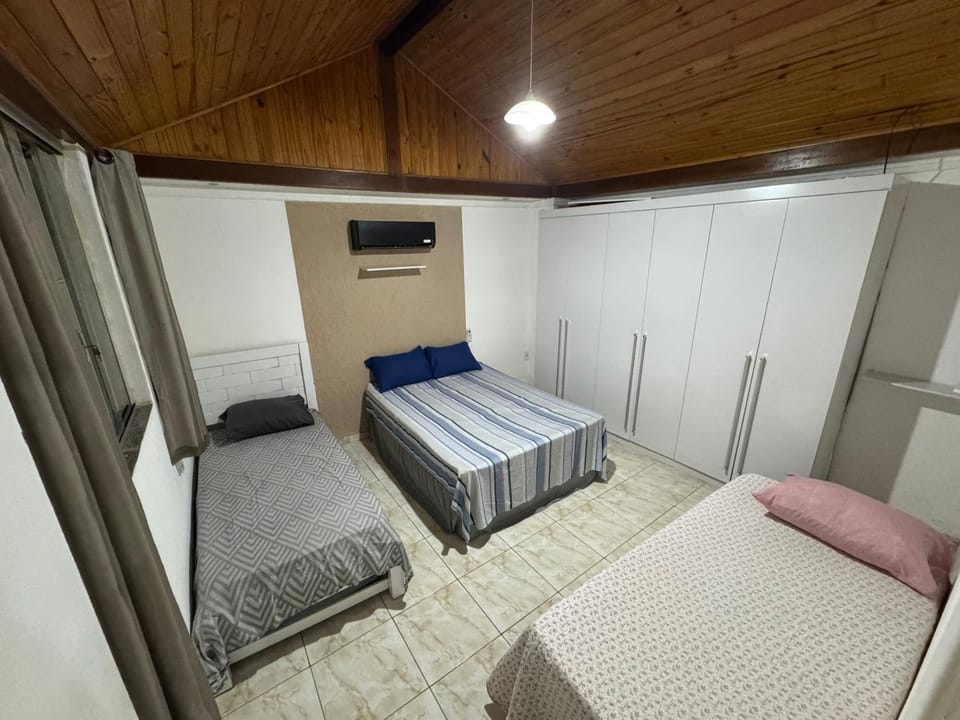 Bed, Photo of the whole room, Bedroom, wardrobe, air conditioner