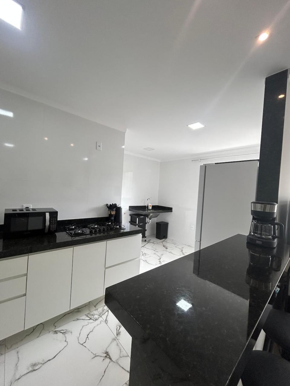 Kitchen or kitchenette, Dining area, stove