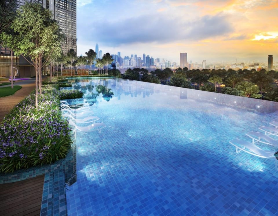 Property building, Nearby landmark, Day, City view, Pool view, Swimming pool