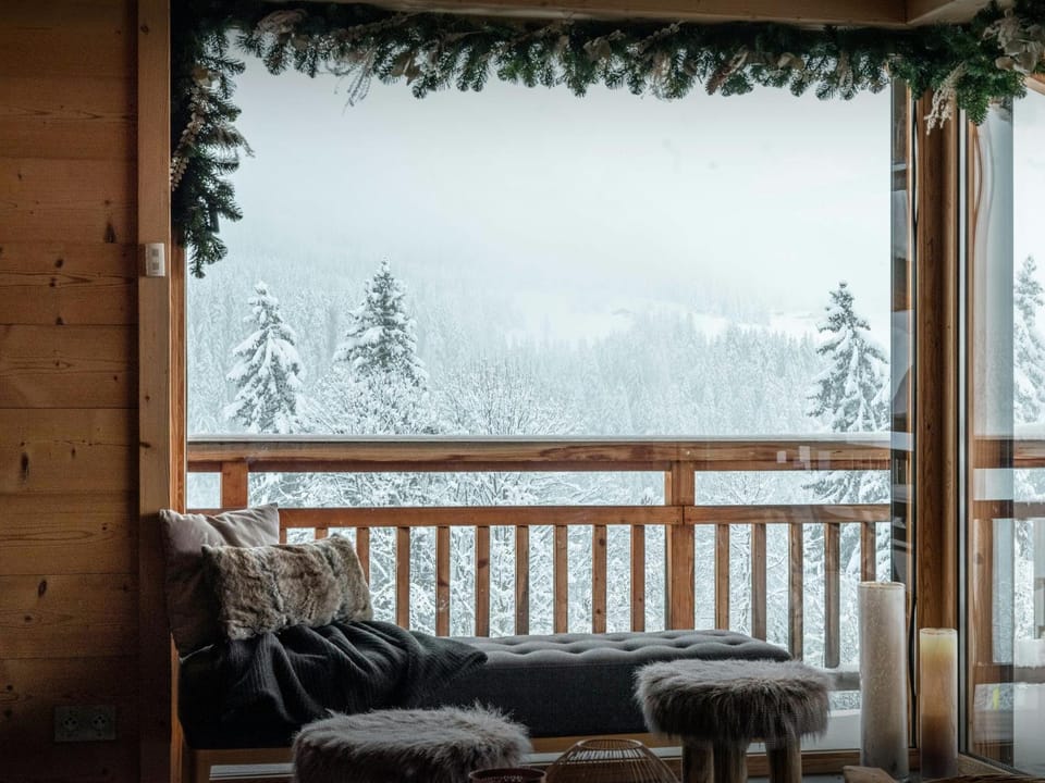 Natural landscape, Winter, View (from property/room), Seating area, Mountain view