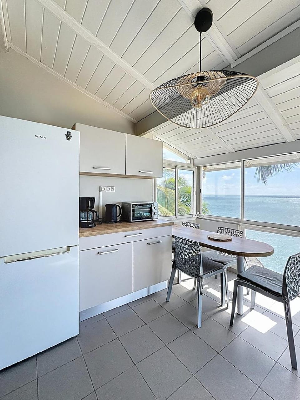 Coffee/tea facilities, Dining area, Sea view, oven
