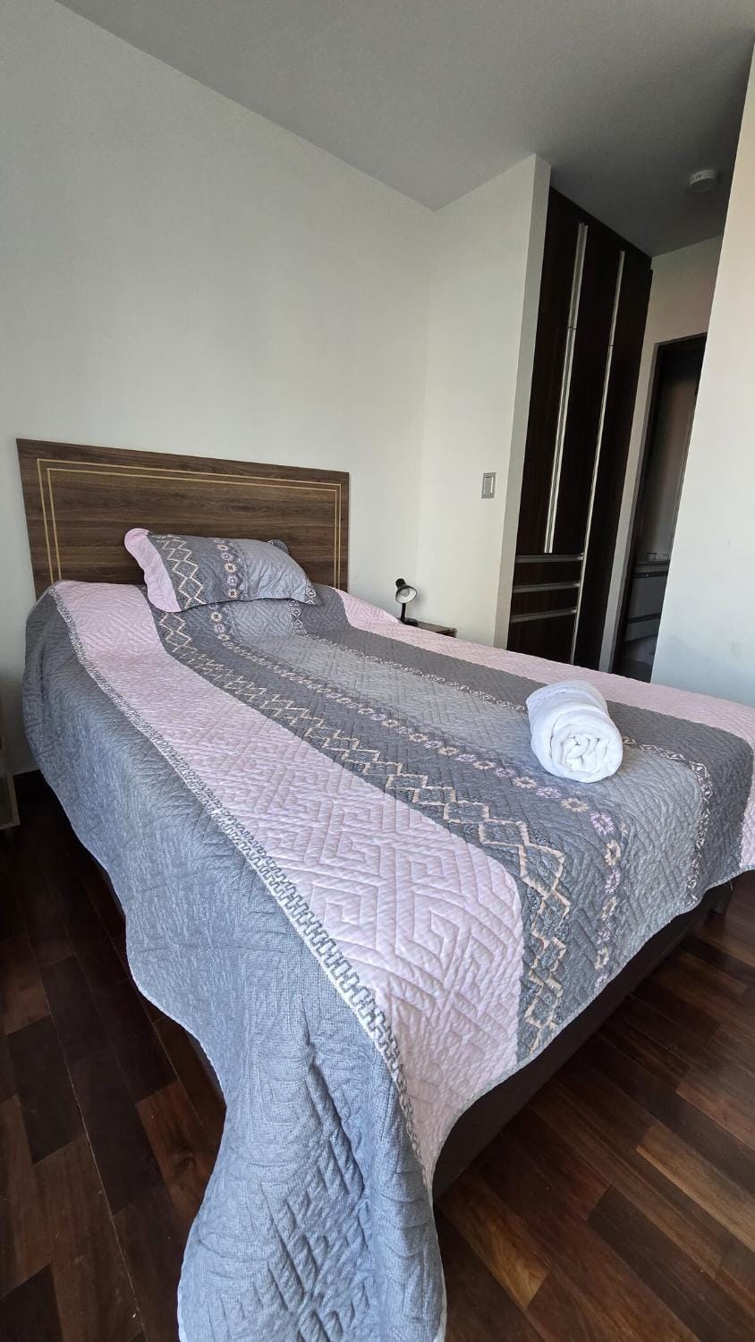 Photo of the whole room, Bedroom