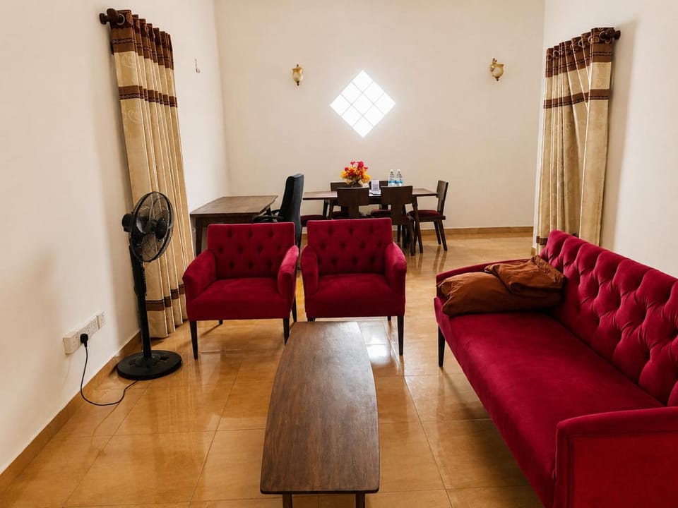 Living room, Dinner