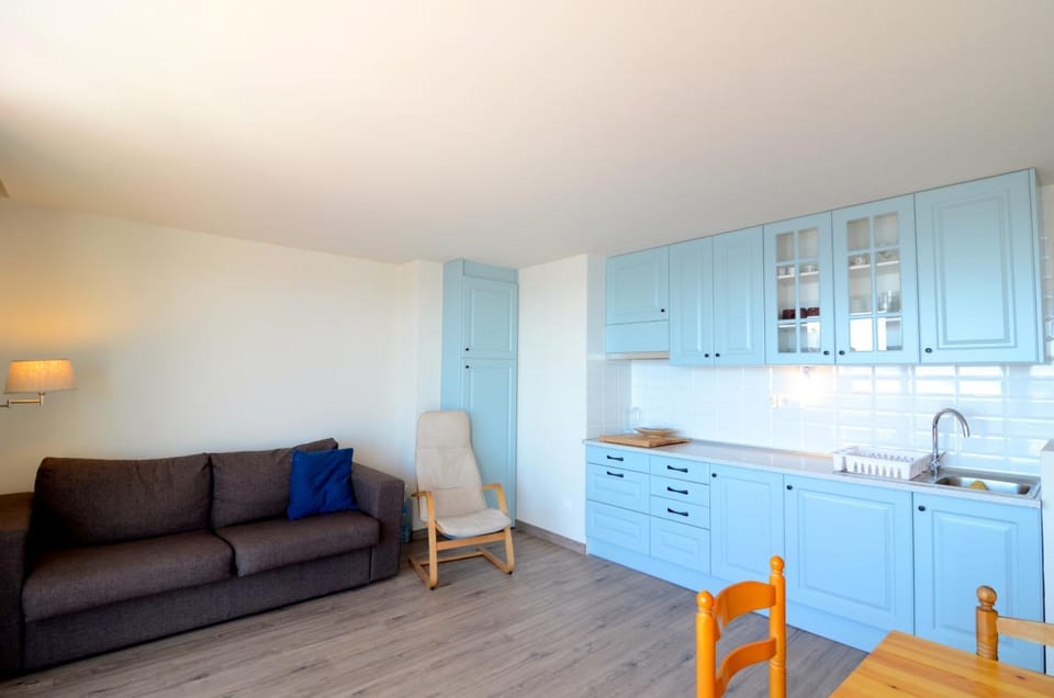 Kitchen or kitchenette, Living room, Dining area