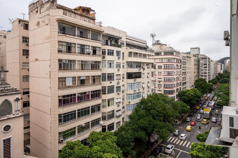 Property building, Day, Neighbourhood, Bird's eye view, View (from property/room), City view, Street view, Location