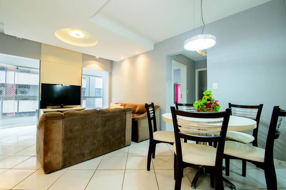 Centro c/ vista lateral da praia TC6451 Apartment in Camboriú