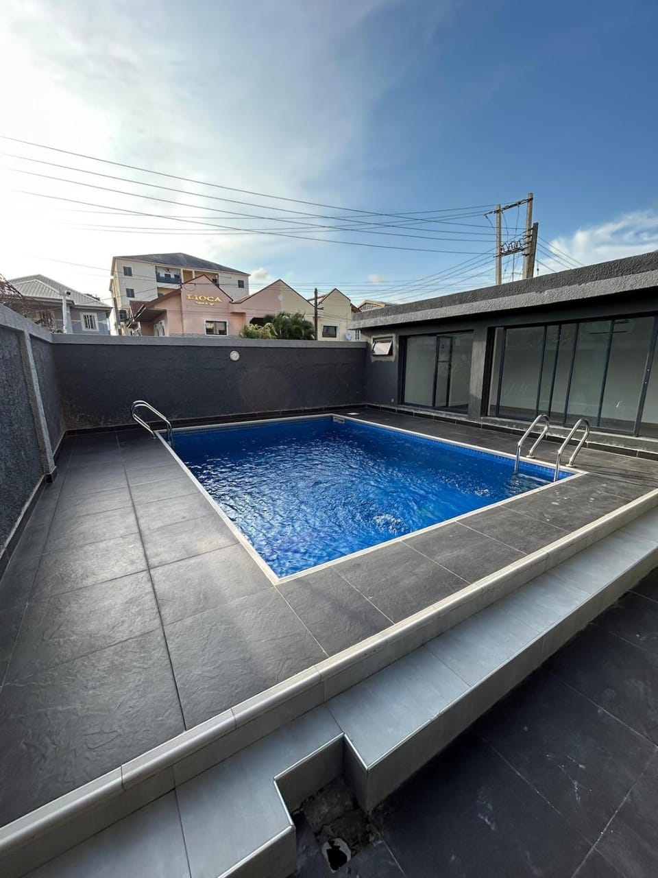 Swimming pool
