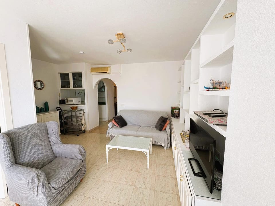 Communal lounge/ TV room, Living room