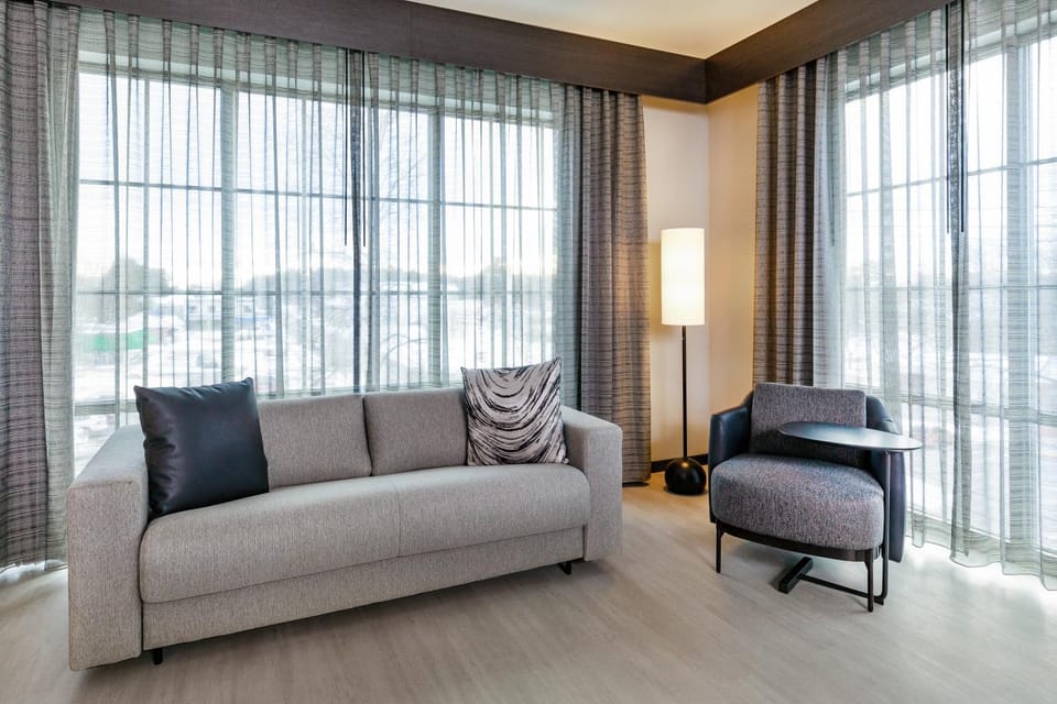 AC Hotel by Marriott Saratoga Springs Hotel in Saratoga Springs