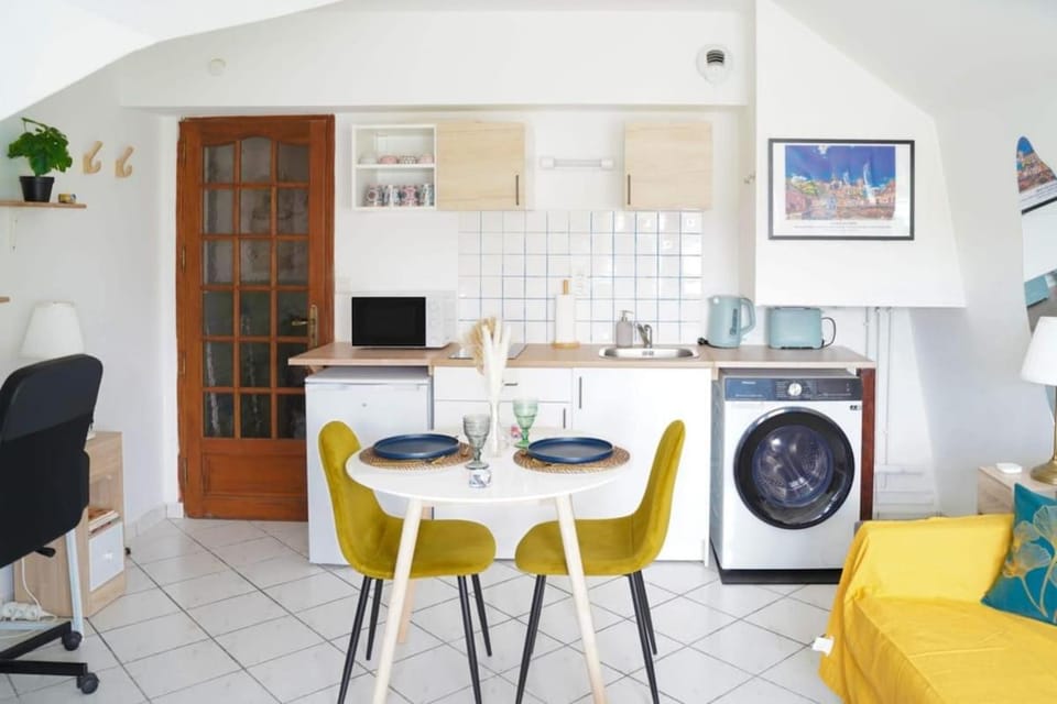 Studio haut standing centre ville wifi Apartment in Amiens