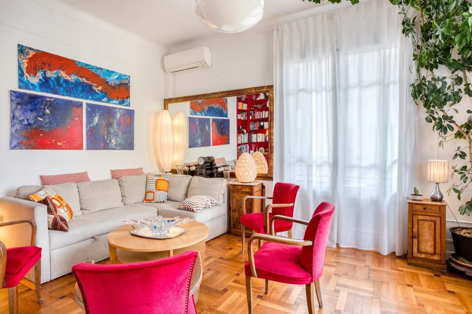 Library, Living room, Seating area, air conditioner