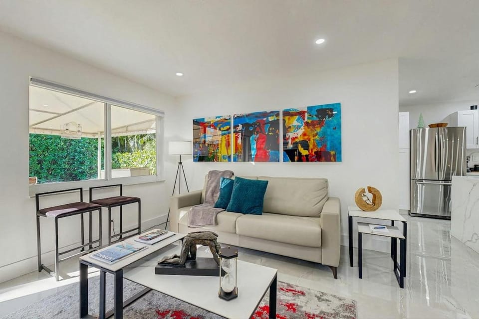 JS & JS 2040 LLC House in Wilton Manors