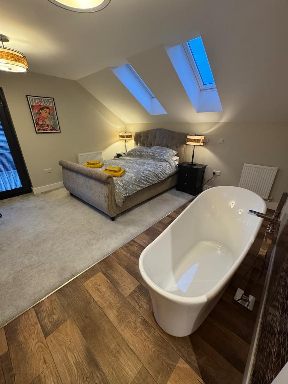 Bedroom, Bath