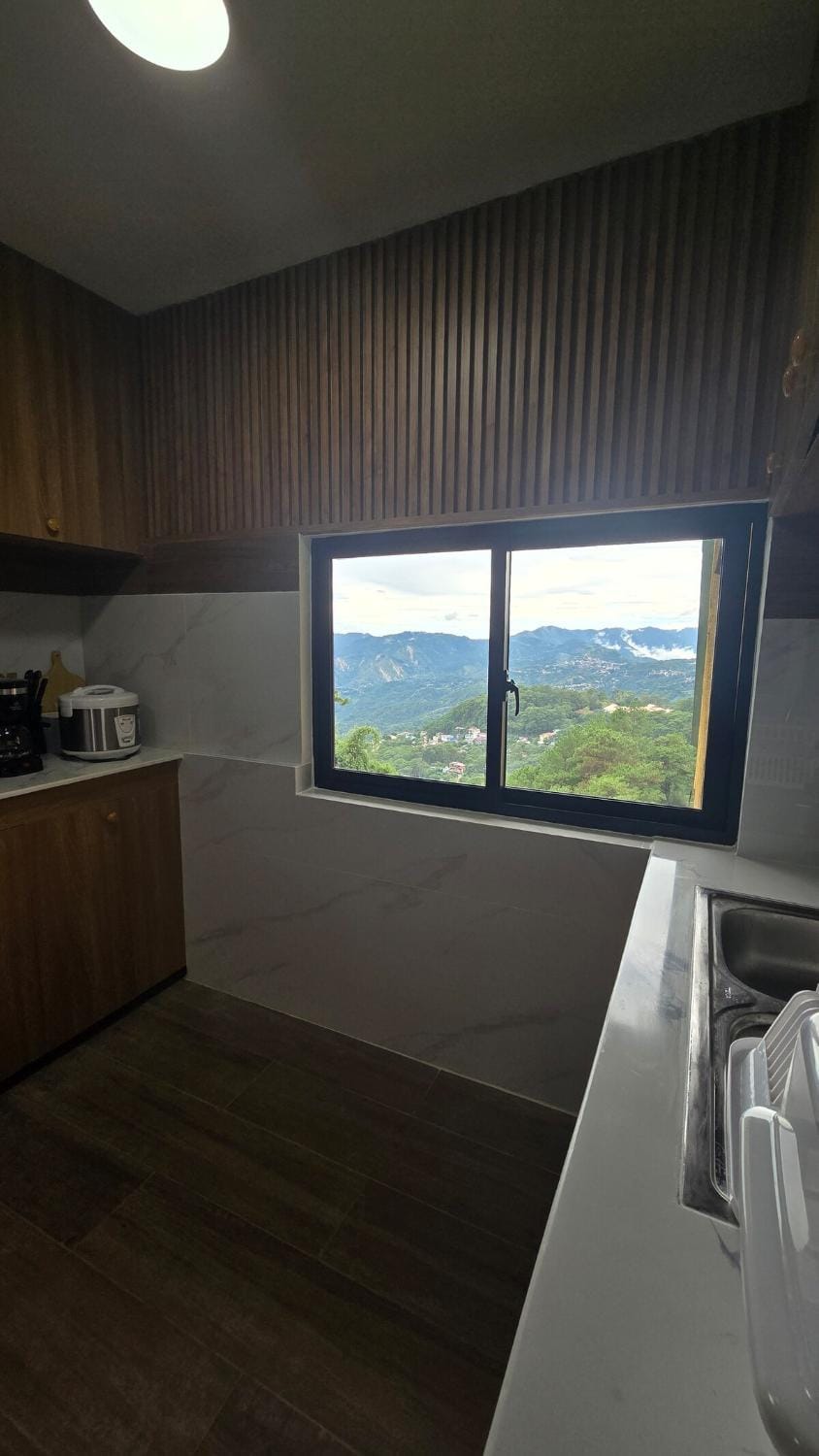 Stylish 3-Bedroom Penthouse at Baguio Townhouse Apartment in Baguio