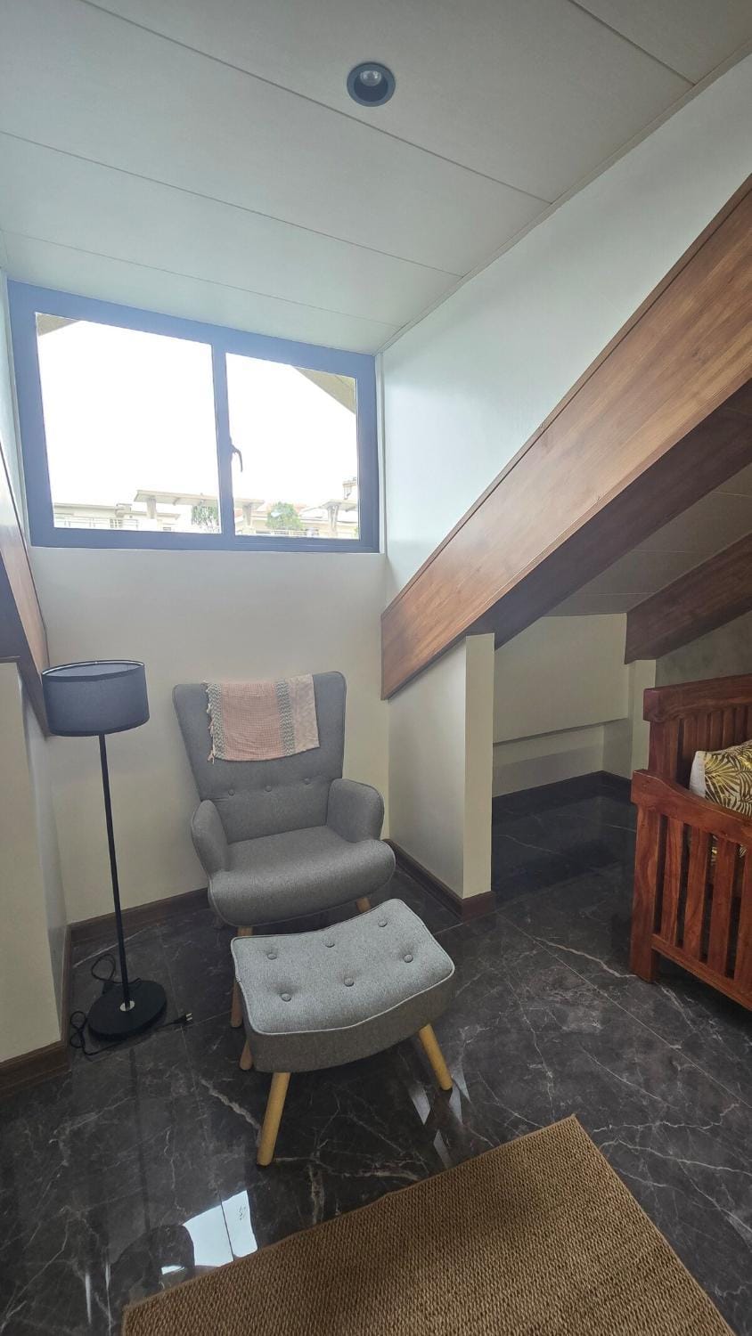 Stylish 3-Bedroom Penthouse at Baguio Townhouse Apartment in Baguio