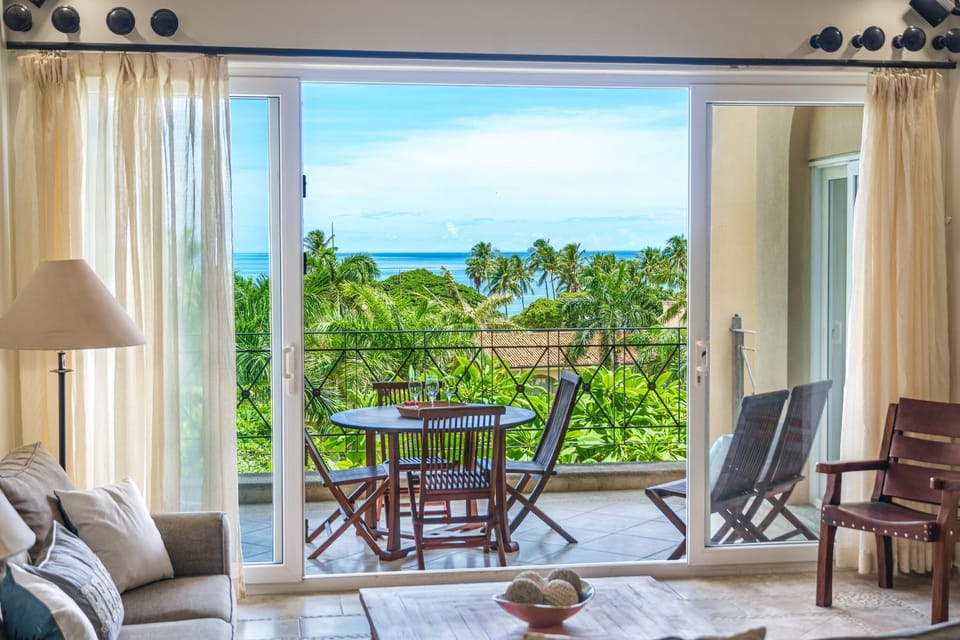 Beautiful Ocean View Condo Steps to the Beach Apartment in Tamarindo