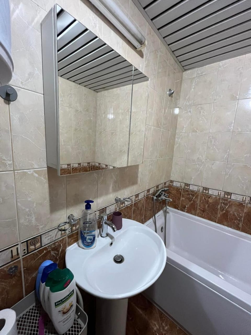 Shower, Bathroom, Bath, towels