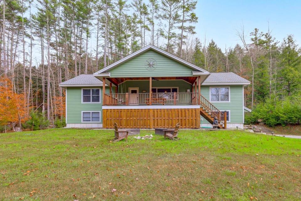 Year-Round Loon Lake Retreat: Ski, Hike, Explore! House in Capital District, NY, USA