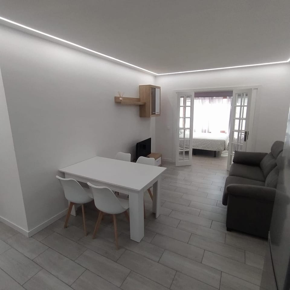 Colina White Los Cristianos Apartment in Los Cristianos