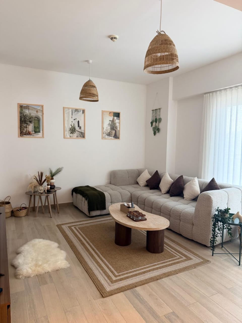 95 inch TV & Boho style apartment in Yas Island Apartment in Abu Dhabi
