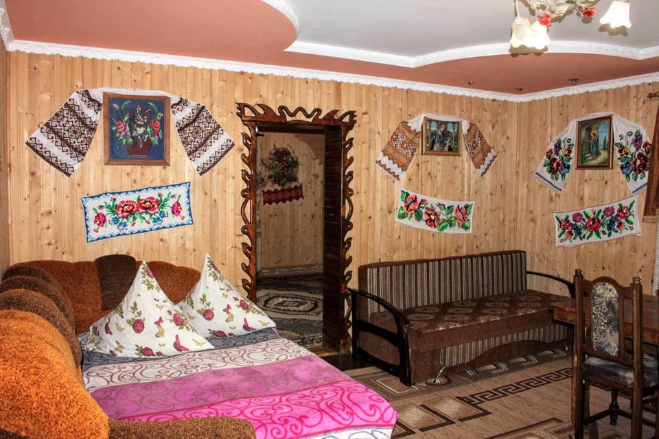 Bed, Living room, Photo of the whole room