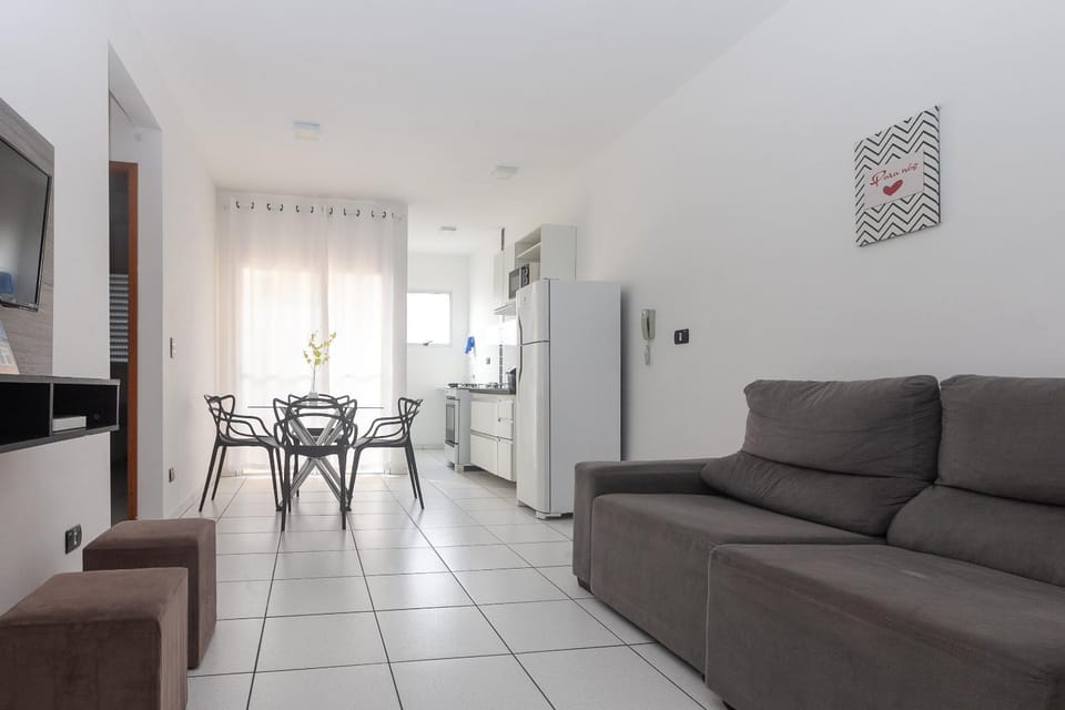 TV and multimedia, Kitchen or kitchenette, Living room, Seating area, Dining area