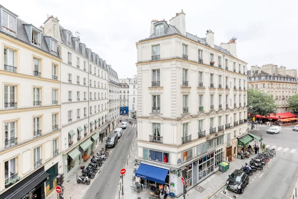 Splendid Marais 2BDR Apartment in Paris