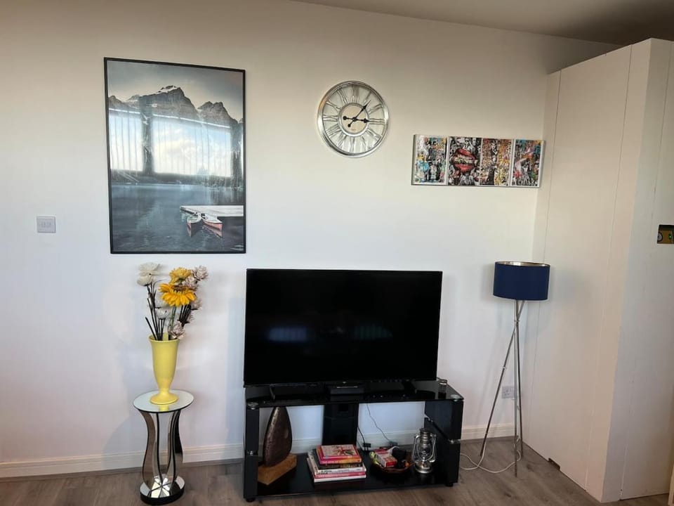 2 Bedroom Flat Sun in town Center Wellingborough Apartment in Wellingborough