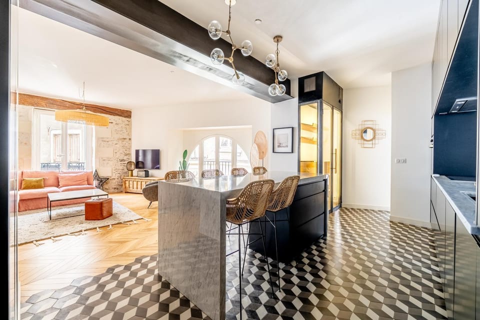 Living room, Dining area, kitchen
