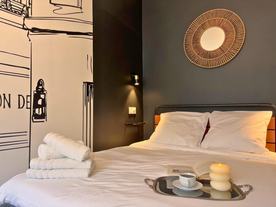 Bed, Bedroom