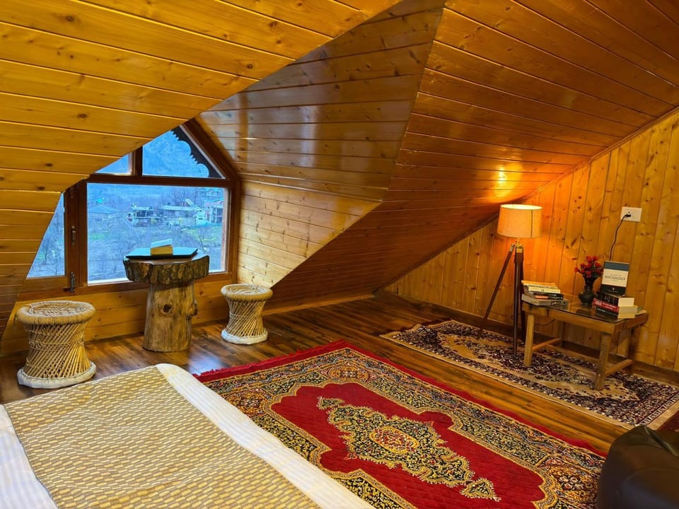 Cafe Saffron Sips & Stays - Alpine Suites Naggar Near Manali Hotel in Himachal Pradesh