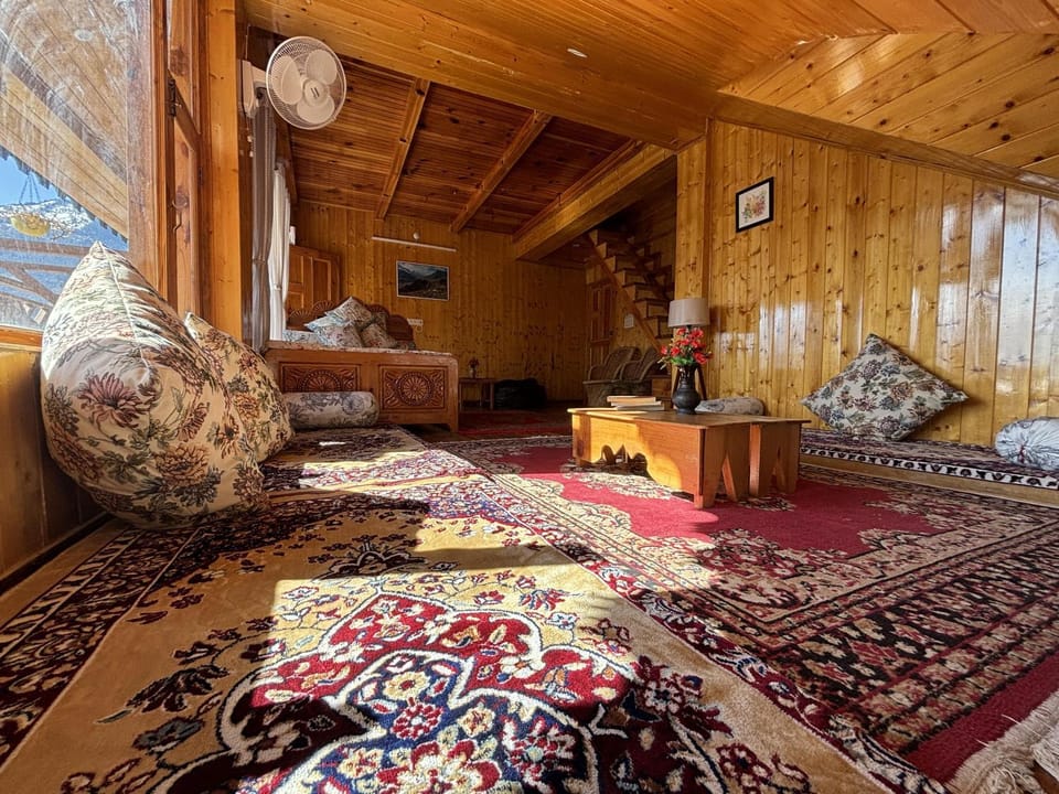 Cafe Saffron Sips & Stays - Alpine Suites Naggar Near Manali Hotel in Himachal Pradesh