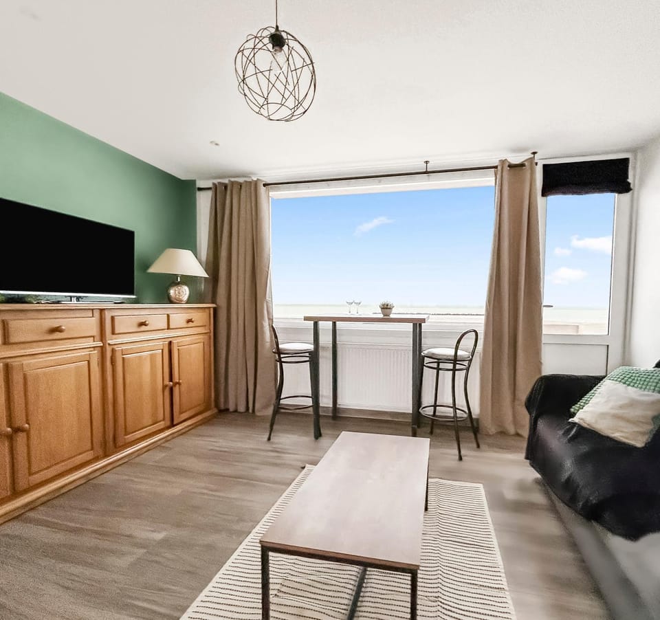 Vue mer imprenable à Dunkerque, l'appel du large! Apartment in Dunkirk