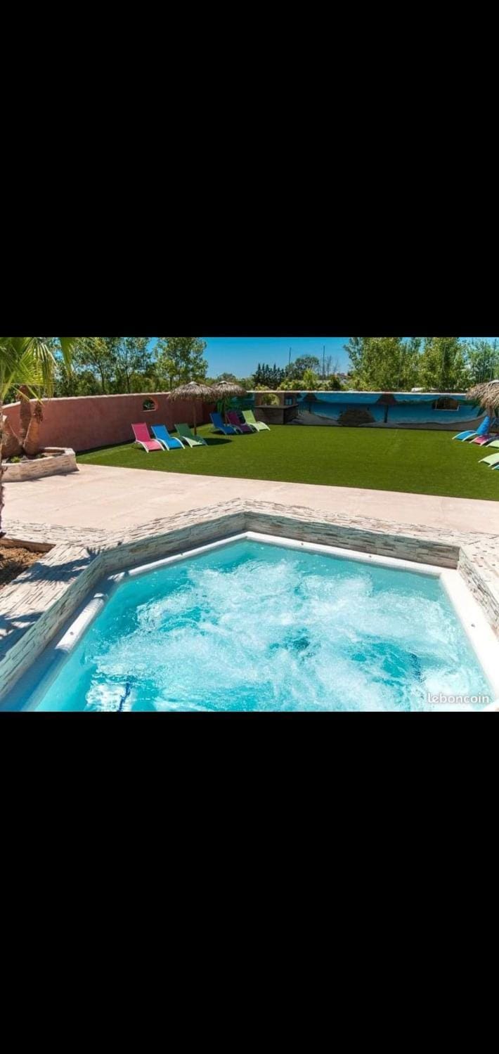 toad&Frog, le spot fun d'agde en bord de mer Campground/ 
RV Resort in Agde