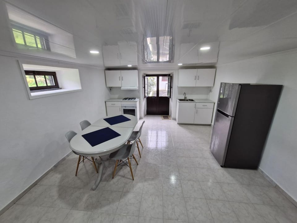 Alma Atlântica, T1 Praia Almoxarife Vista Pico Apartment in Azores District