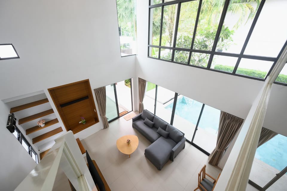 Living room, Seating area