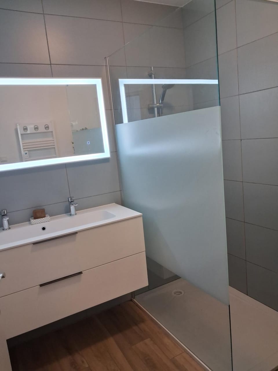 Hebergement calme et verdoyant Apartment in Auvergne-Rhône-Alpes