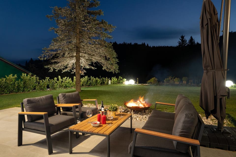 Patio, Night, Natural landscape, BBQ facilities, Garden, Living room, Seating area, Garden view
