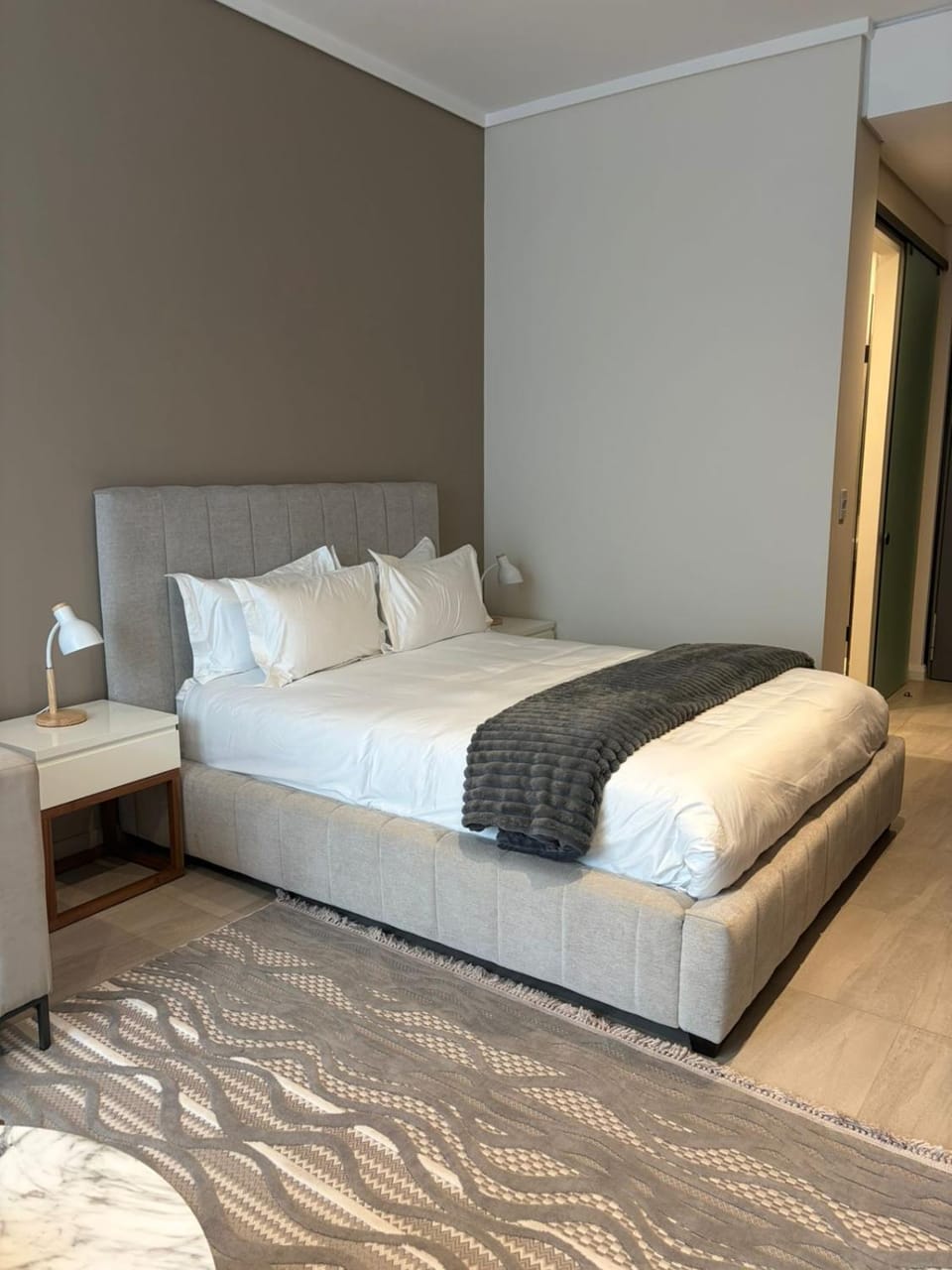The Hideaway at Menlyn Maine Trilogy Apartment in Pretoria