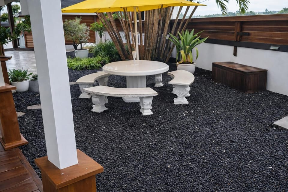 Inner courtyard view
