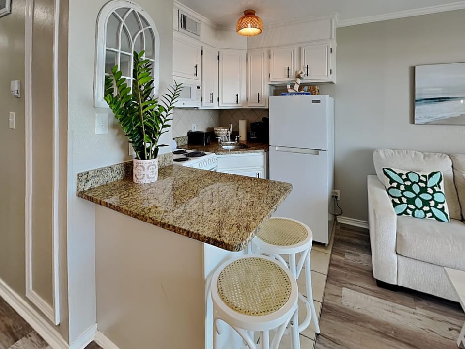 Casa del Mar by Ryson Vacation Rentals Apartment in Galveston Island