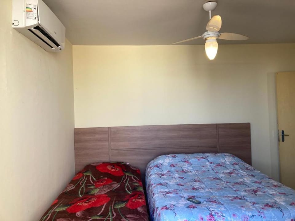 Bed, Photo of the whole room, Bedroom, air conditioner